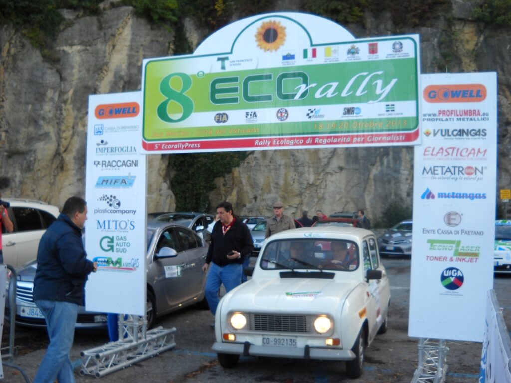 8° Ecorally San Marino - Città del Vaticano. La partenza.