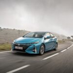 prius-phv-aqua-dynamic-03